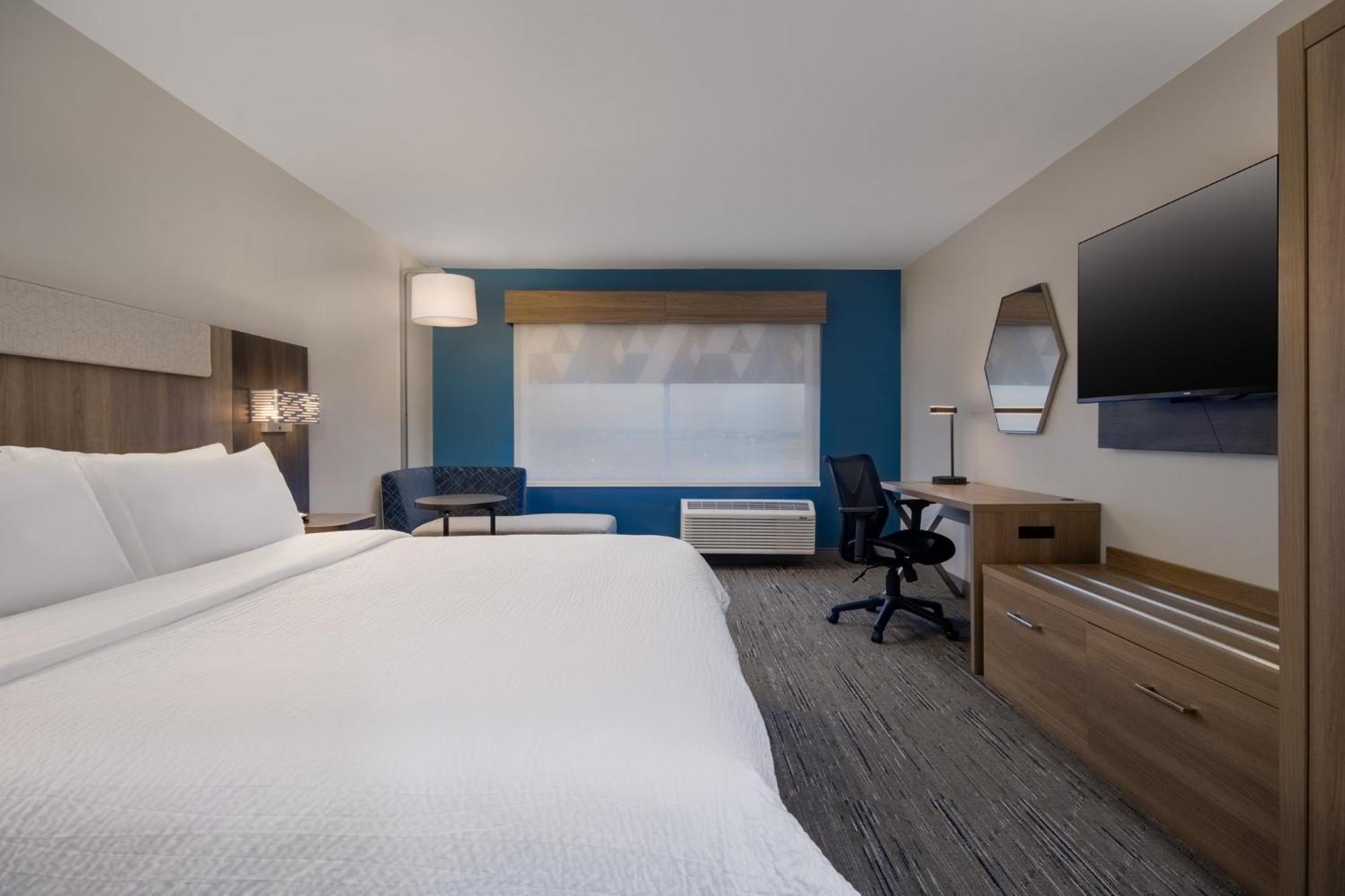 Holiday Inn Express & Suites Muskegon - Grand Haven By Ihg Exterior photo